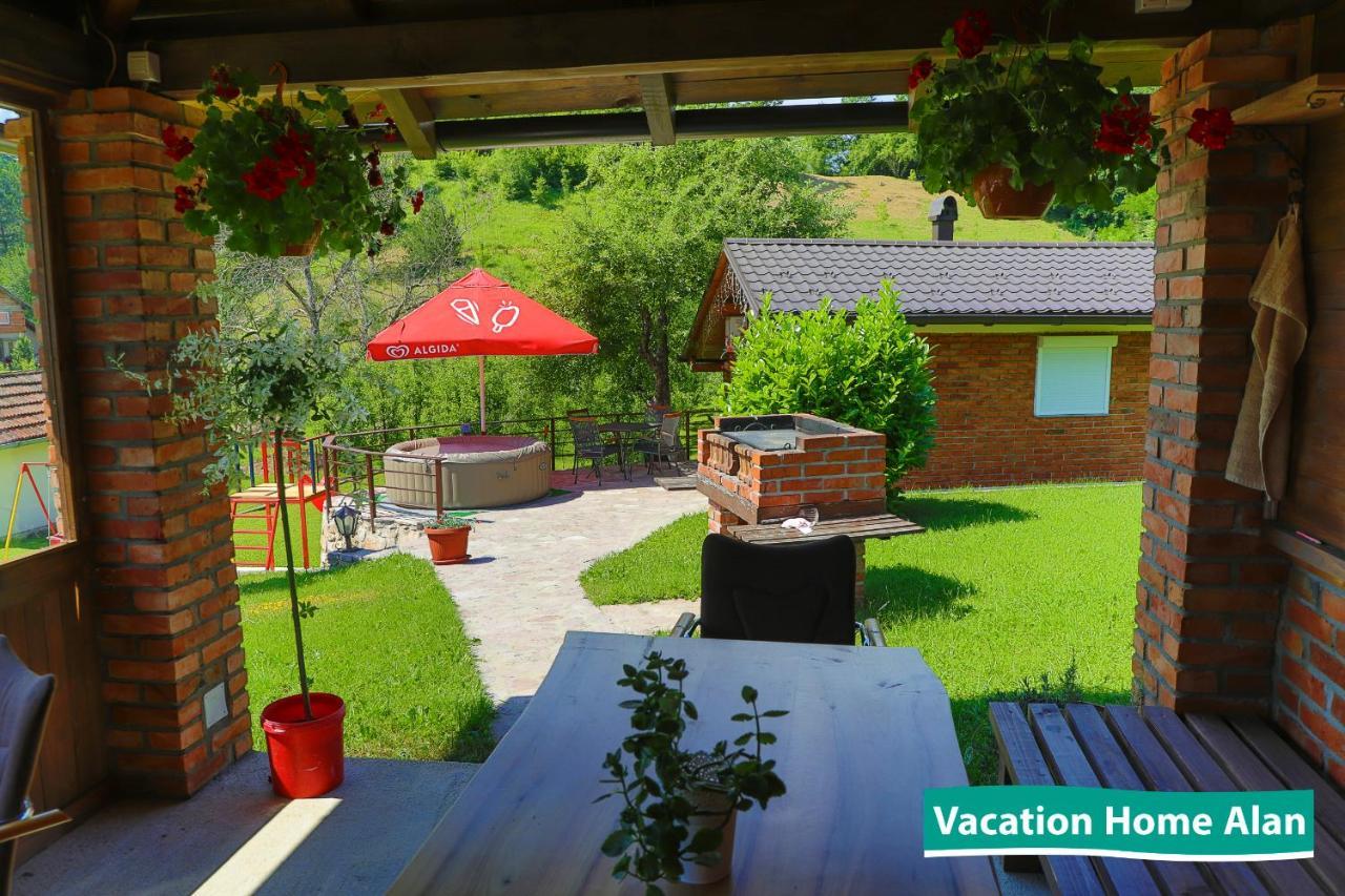 Vacation Home Alan 2 Kulen Vakuf Exteriér fotografie