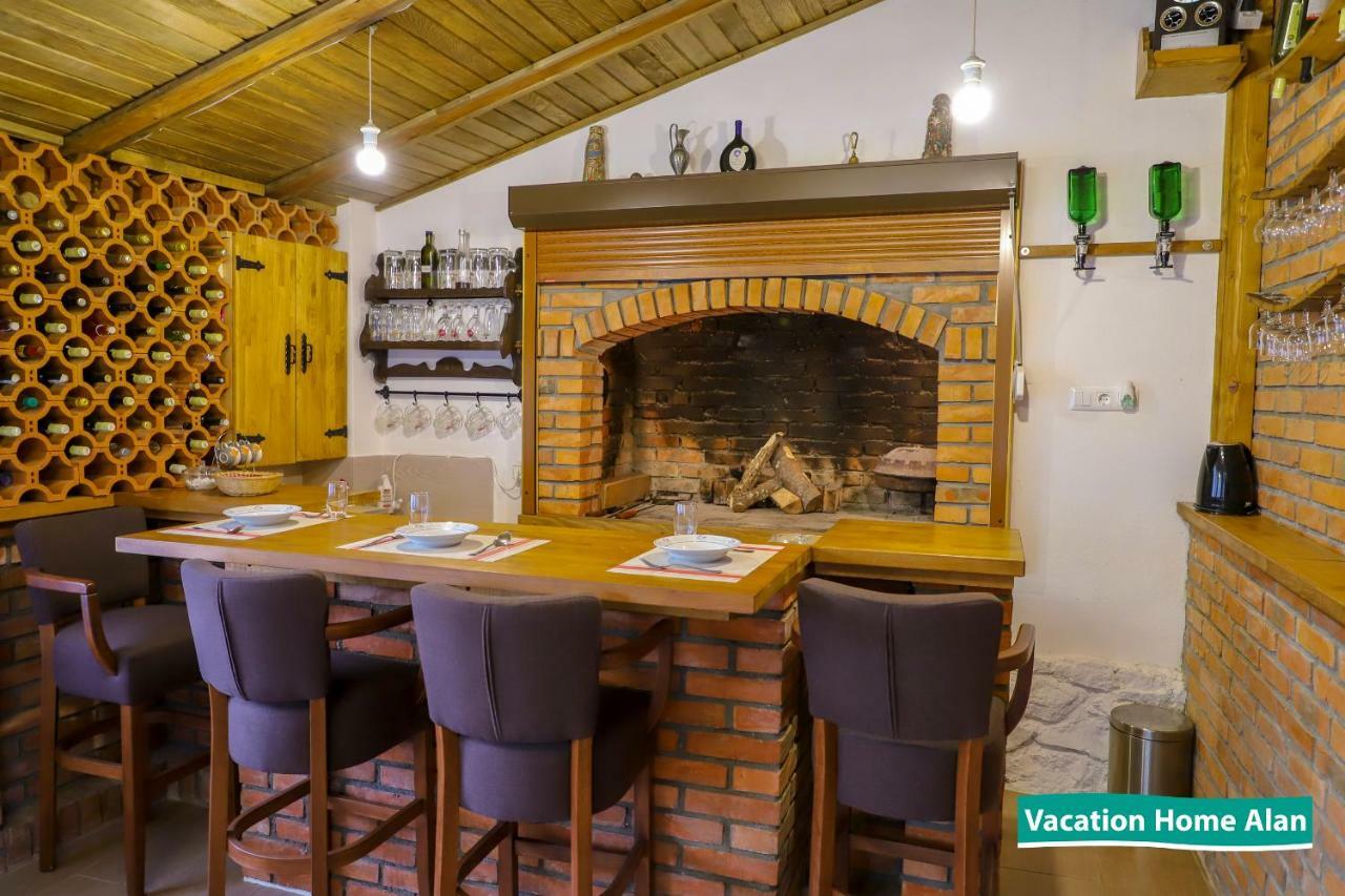 Vacation Home Alan 2 Kulen Vakuf Exteriér fotografie